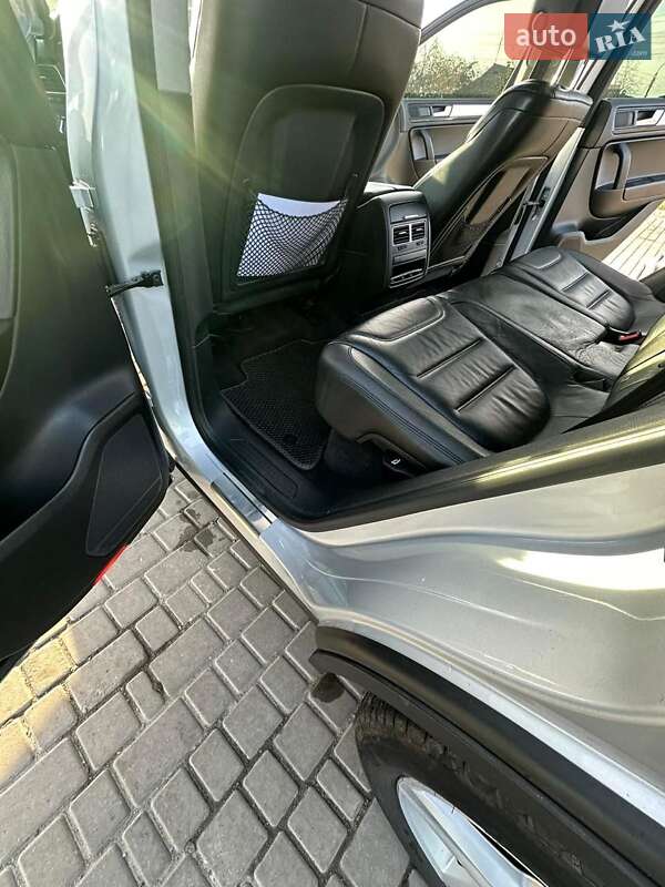 Внедорожник / Кроссовер Volkswagen Touareg 2013 в Умани фото 9 Внедорожник / Кроссовер Volkswagen Touareg 2013 в Умани