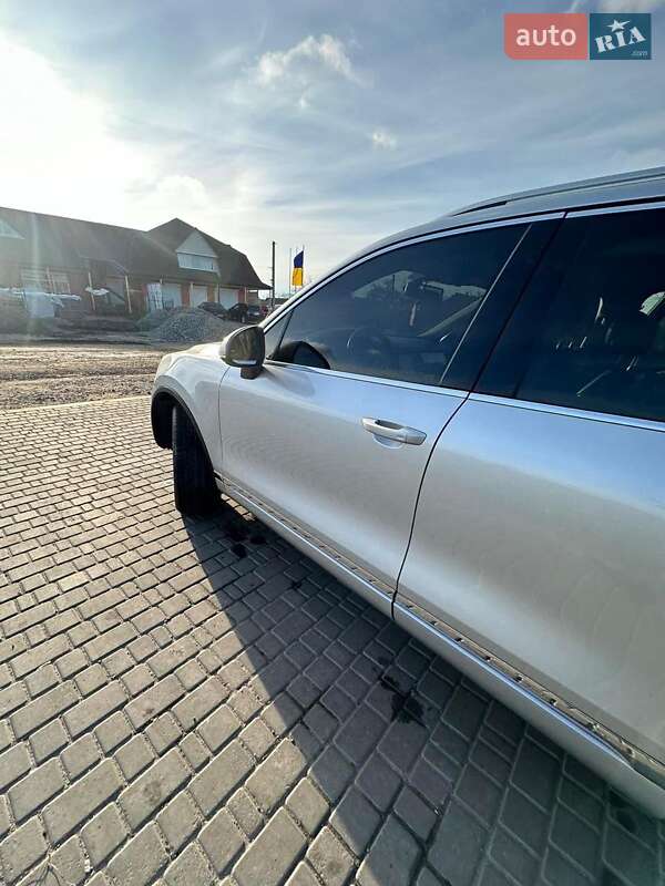 Внедорожник / Кроссовер Volkswagen Touareg 2013 в Умани фото 6 Внедорожник / Кроссовер Volkswagen Touareg 2013 в Умани