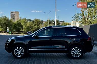 Внедорожник / Кроссовер Volkswagen Touareg 2014 в 