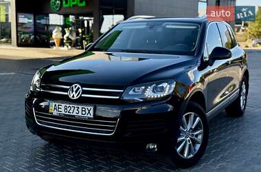 Внедорожник / Кроссовер Volkswagen Touareg 2014 в Днепре