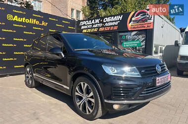 Внедорожник / Кроссовер Volkswagen Touareg 2015 в Кривом Роге