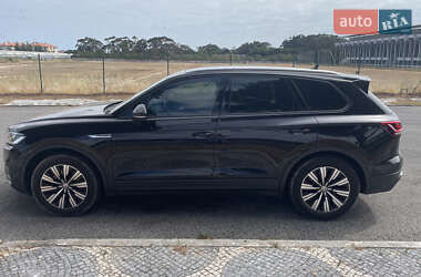 Внедорожник / Кроссовер Volkswagen Touareg 2020 в 