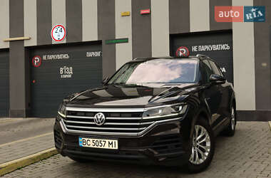 Внедорожник / Кроссовер Volkswagen Touareg 2018 в Львове