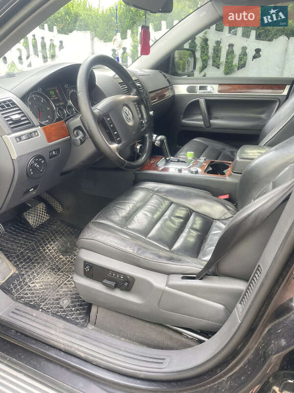 Позашляховик / Кросовер Volkswagen Touareg 2006 в Львові