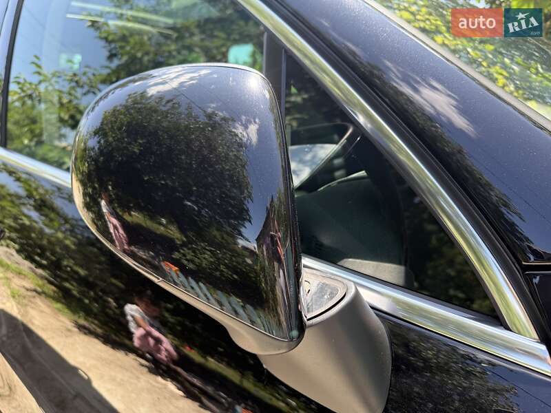 Внедорожник / Кроссовер Volkswagen Touareg 2014 в Кропивницком