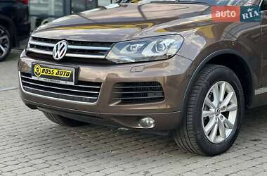Позашляховик / Кросовер Volkswagen Touareg 2010 в 
