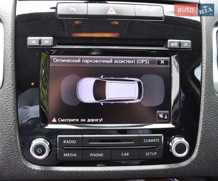 Внедорожник / Кроссовер Volkswagen Touareg 2013 в Одессе