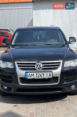 Позашляховик / Кросовер Volkswagen Touareg 2007 в Коростені