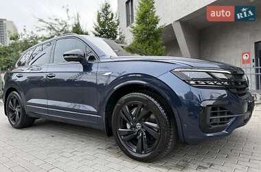 Позашляховик / Кросовер Volkswagen Touareg 2024 в Києві