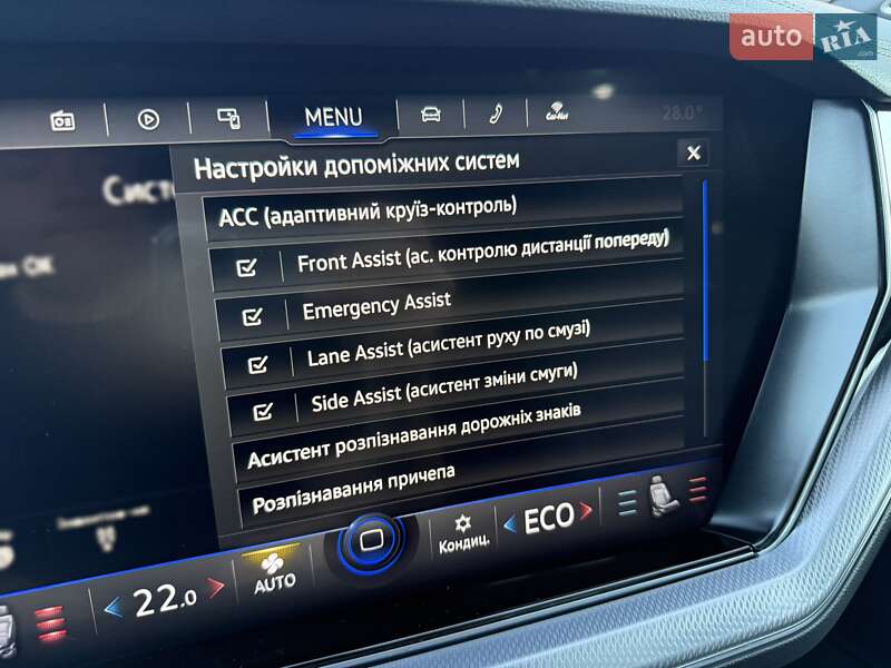 Позашляховик / Кросовер Volkswagen Touareg 2020 в Рівному