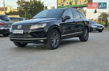 Позашляховик / Кросовер Volkswagen Touareg 2014 в Одесі
