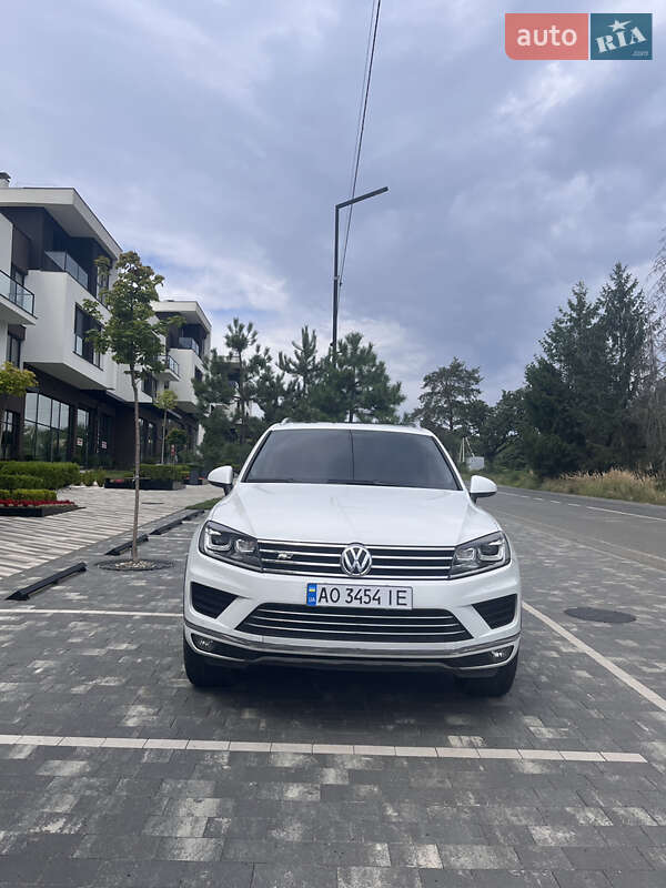 Volkswagen Touareg 2015