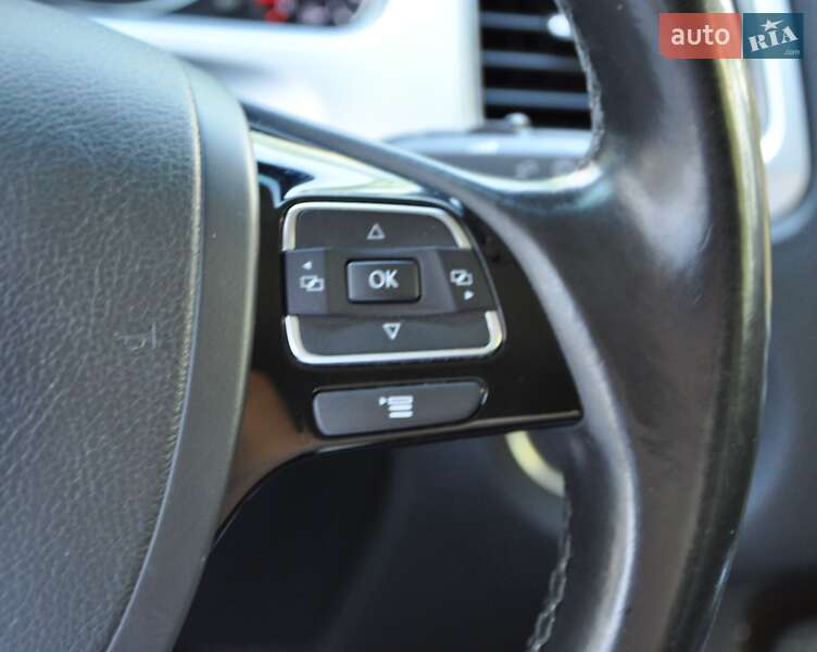 Внедорожник / Кроссовер Volkswagen Touareg 2016 в Одессе