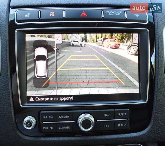 Внедорожник / Кроссовер Volkswagen Touareg 2016 в Одессе