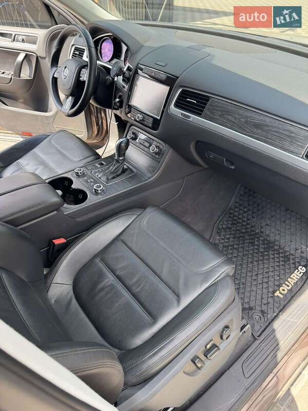 Внедорожник / Кроссовер Volkswagen Touareg 2014 в Звенигородке фото 10 Внедорожник / Кроссовер Volkswagen Touareg 2014 в Звенигородке