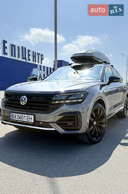 Позашляховик / Кросовер Volkswagen Touareg 2019 в Кам'янець-Подільському