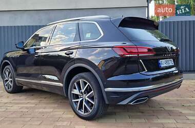 Внедорожник / Кроссовер Volkswagen Touareg 2020 в Киеве