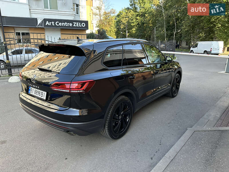 Внедорожник / Кроссовер Volkswagen Touareg 2023 в Полтаве