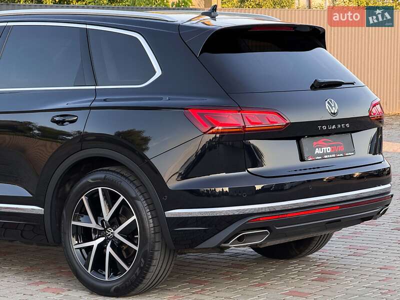 Позашляховик / Кросовер Volkswagen Touareg 2022 в Луцьку