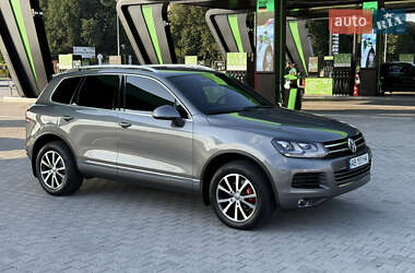 Позашляховик / Кросовер Volkswagen Touareg 2014 в Вінниці