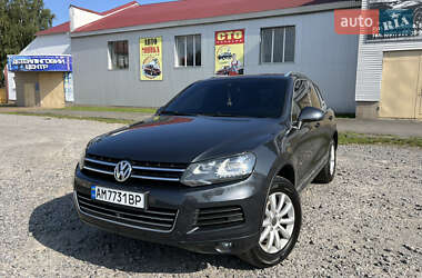 Внедорожник / Кроссовер Volkswagen Touareg 2011 в Бердичеве