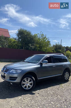 Внедорожник / Кроссовер Volkswagen Touareg 2007 в Тячеве