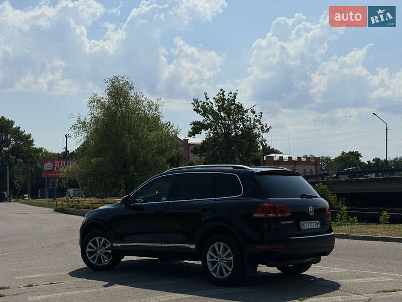 Позашляховик / Кросовер Volkswagen Touareg 2012 в Олександрії фото 7 Позашляховик / Кросовер Volkswagen Touareg 2012 в Олександрії