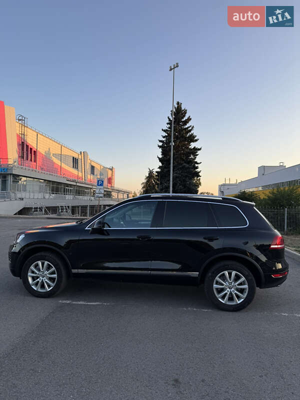 Внедорожник / Кроссовер Volkswagen Touareg 2014 в Запорожье фото 4 Внедорожник / Кроссовер Volkswagen Touareg 2014 в Запорожье