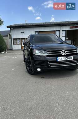 Внедорожник / Кроссовер Volkswagen Touareg 2011 в Кропивницком