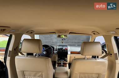 Внедорожник / Кроссовер Volkswagen Touareg 2009 в 