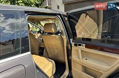 Внедорожник / Кроссовер Volkswagen Touareg 2009 в 