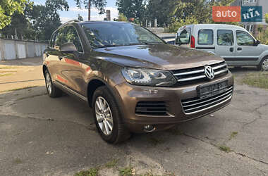 Позашляховик / Кросовер Volkswagen Touareg 2012 в Києві