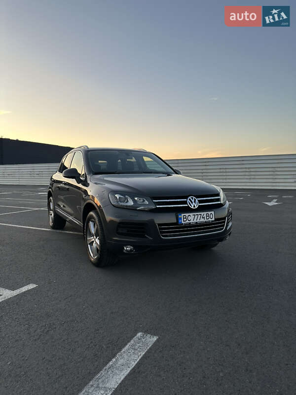 Внедорожник / Кроссовер Volkswagen Touareg 2012 в Львове фото 9 Внедорожник / Кроссовер Volkswagen Touareg 2012 в Львове