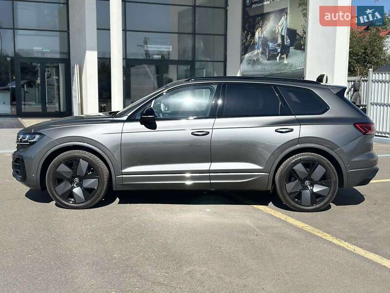 Внедорожник / Кроссовер Volkswagen Touareg 2023 в Полтаве