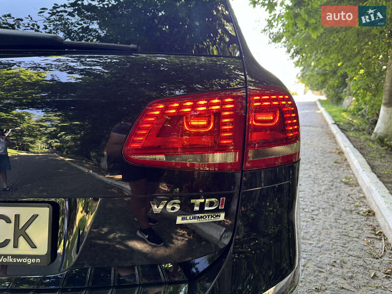 Внедорожник / Кроссовер Volkswagen Touareg 2015 в Черновцах фото 7 Внедорожник / Кроссовер Volkswagen Touareg 2015 в Черновцах