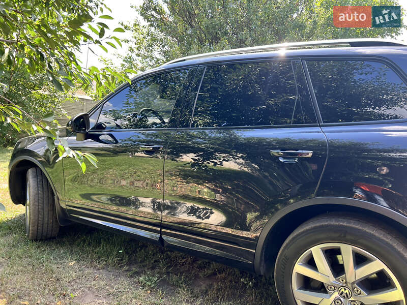 Внедорожник / Кроссовер Volkswagen Touareg 2014 в Харькове фото 8 Внедорожник / Кроссовер Volkswagen Touareg 2014 в Харькове