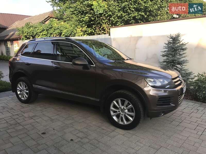 Позашляховик / Кросовер Volkswagen Touareg 2013 в Ужгороді фото 4 Позашляховик / Кросовер Volkswagen Touareg 2013 в Ужгороді