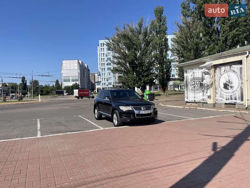 Внедорожник / Кроссовер Volkswagen Touareg 2008 в Черкассах