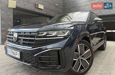 Внедорожник / Кроссовер Volkswagen Touareg 2024 в Киеве