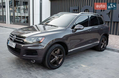 Позашляховик / Кросовер Volkswagen Touareg 2011 в Вінниці