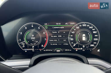 Внедорожник / Кроссовер Volkswagen Touareg 2022 в 