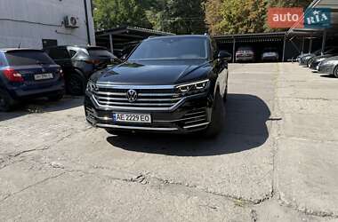 Позашляховик / Кросовер Volkswagen Touareg 2022 в  фото 27 Позашляховик / Кросовер Volkswagen Touareg 2022 в