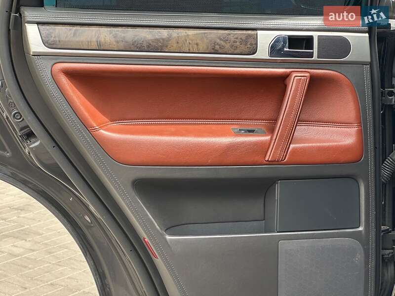 Позашляховик / Кросовер Volkswagen Touareg 2009 в Одесі фото 12 Позашляховик / Кросовер Volkswagen Touareg 2009 в Одесі