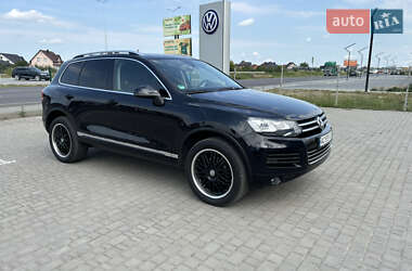 Внедорожник / Кроссовер Volkswagen Touareg 2013 в Львове