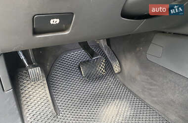 Внедорожник / Кроссовер Volkswagen Touareg 2009 в 