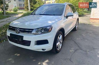 Внедорожник / Кроссовер Volkswagen Touareg 2013 в Умани
