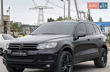 Позашляховик / Кросовер Volkswagen Touareg 2010 в Миколаєві