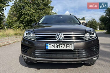 Внедорожник / Кроссовер Volkswagen Touareg 2014 в Шостке