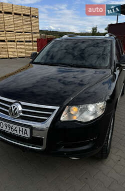 Внедорожник / Кроссовер Volkswagen Touareg 2008 в 