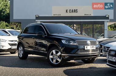 Позашляховик / Кросовер Volkswagen Touareg 2016 в Одесі